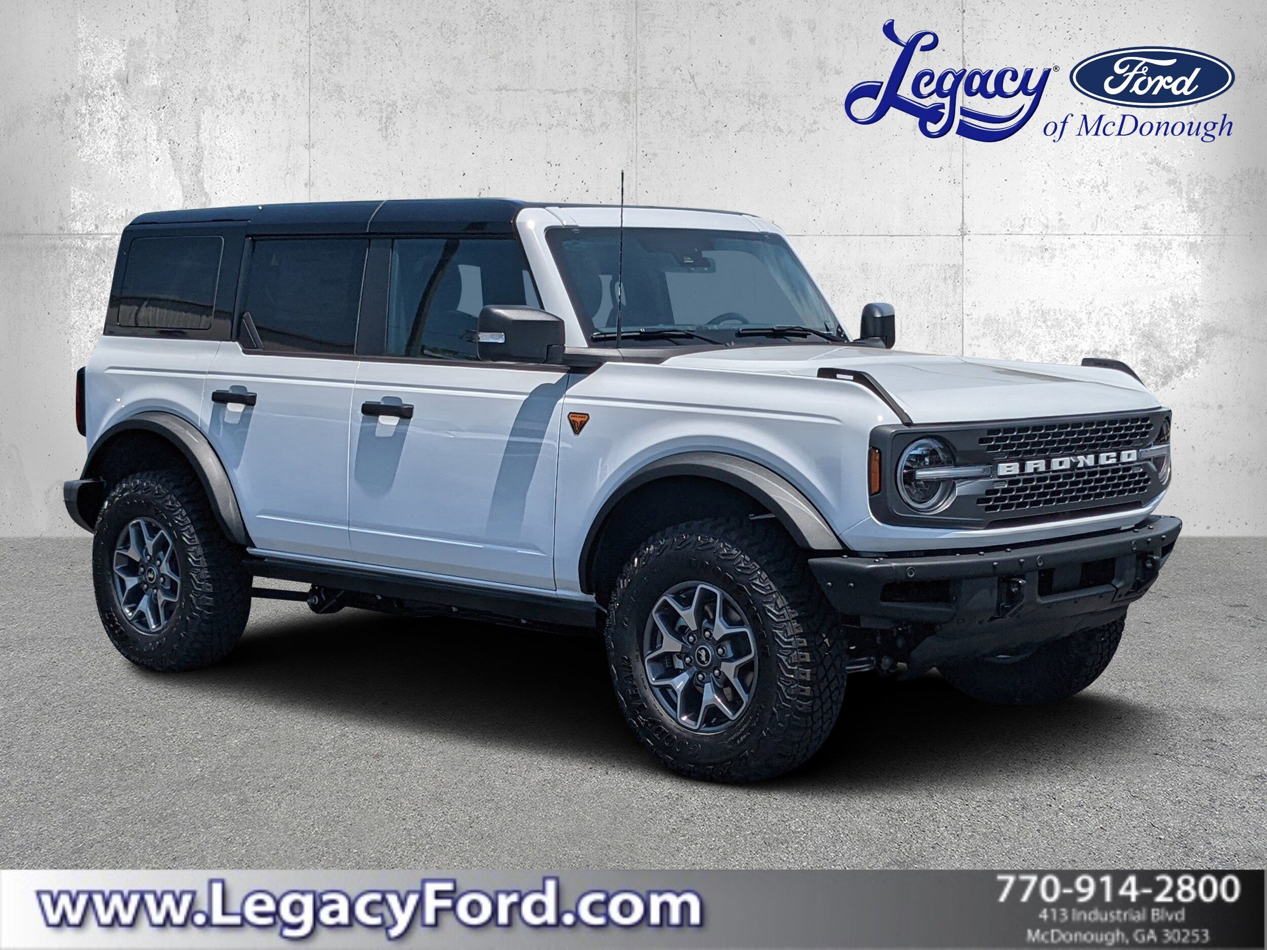 2025 Ford Bronco SUV 