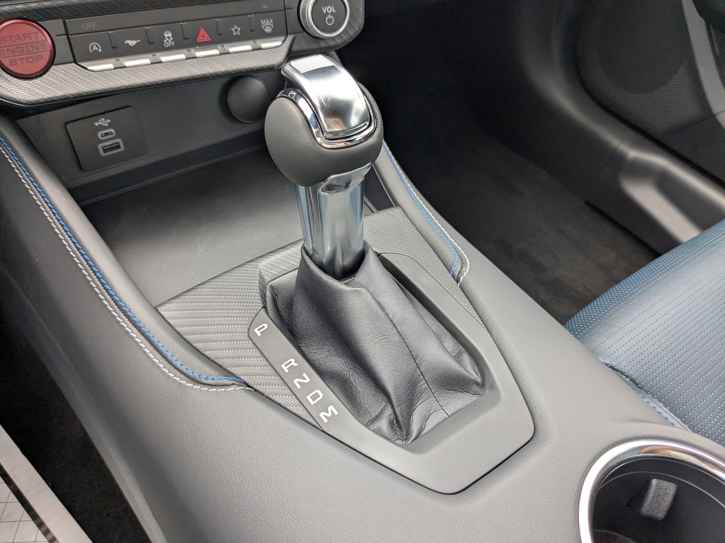 2025 Ford Mustang GT Premium Convertible - Photo 22