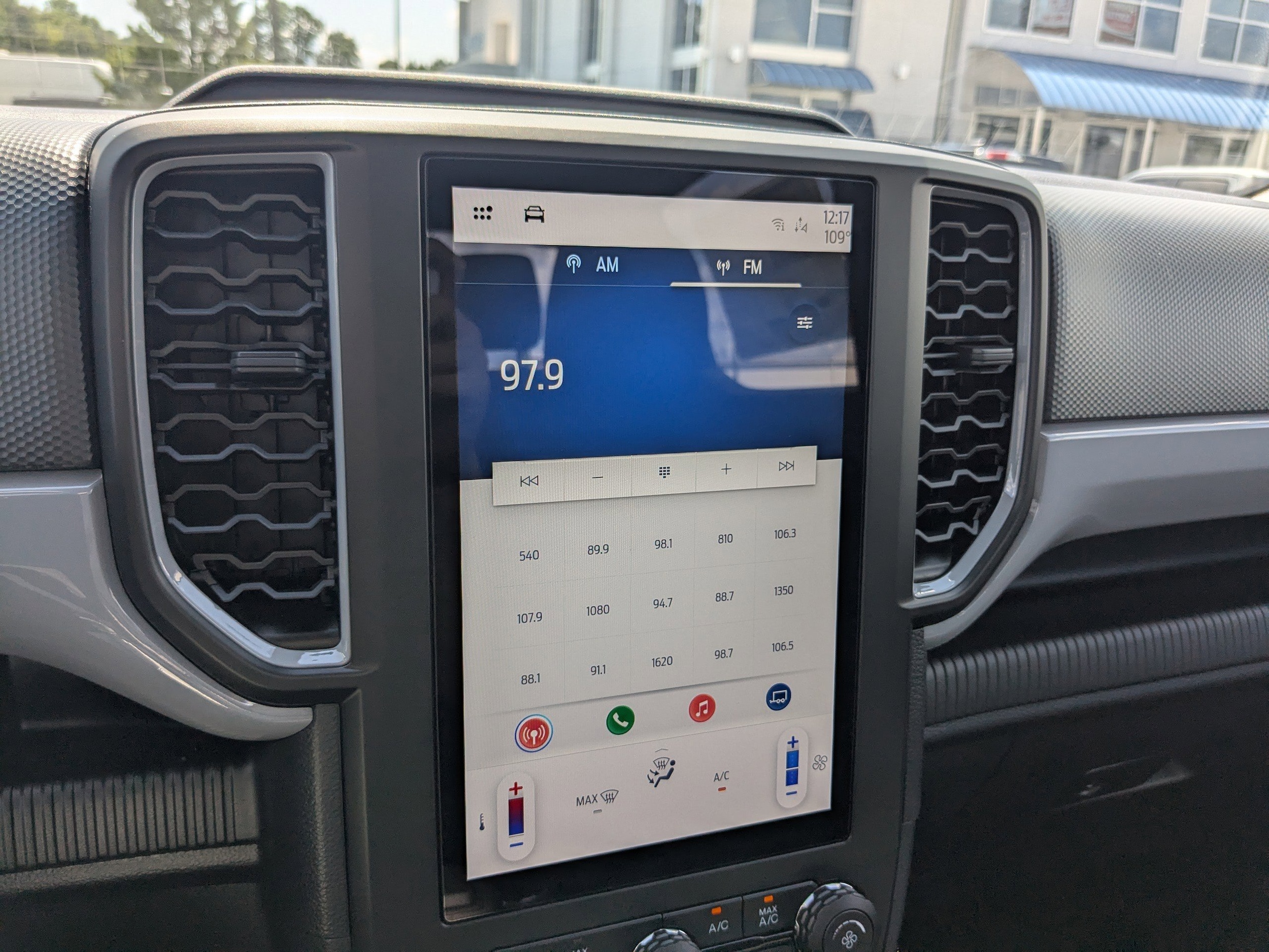 2025 Ford Ranger XL - Photo 22