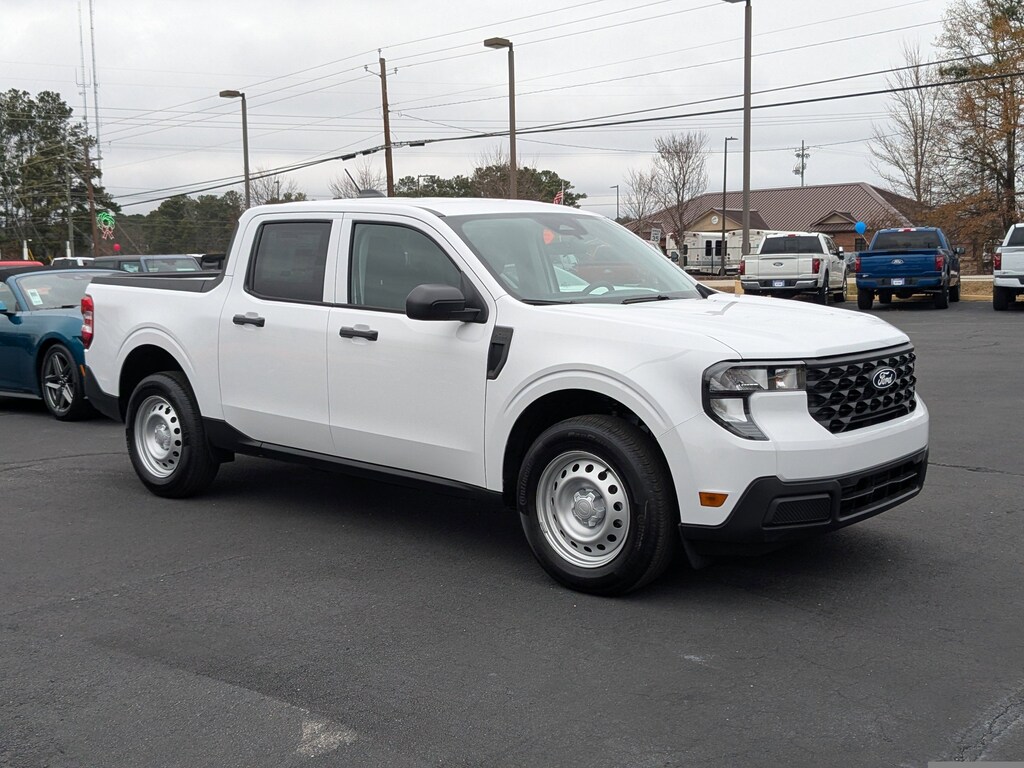 New 2025 Ford Maverick XL Truck SuperCrew