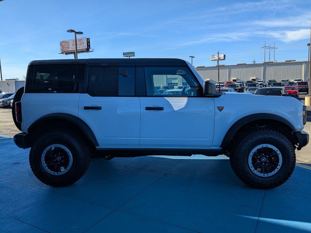 New 2025 Ford Bronco Badlands SUV