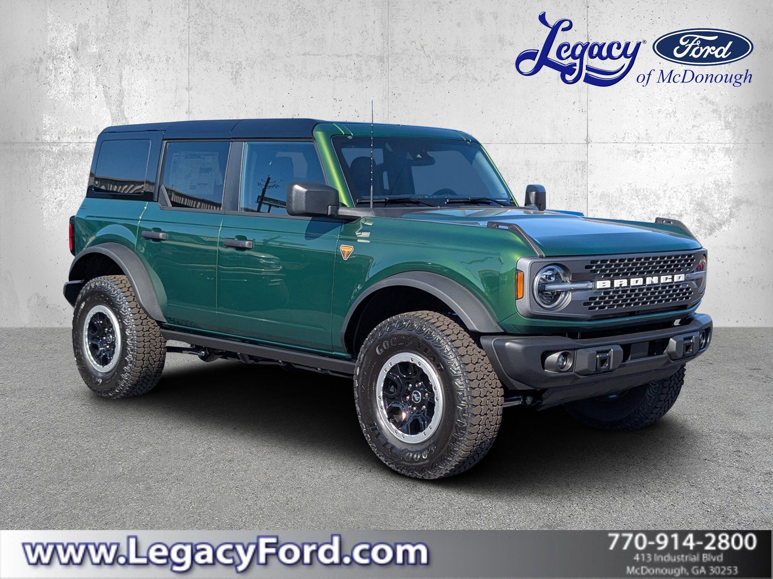 2025 Ford Bronco SUV 