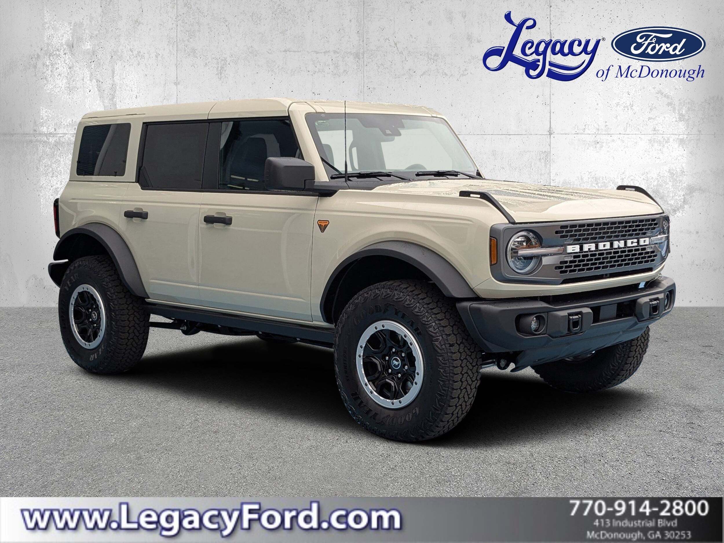 2025 Ford Bronco SUV 