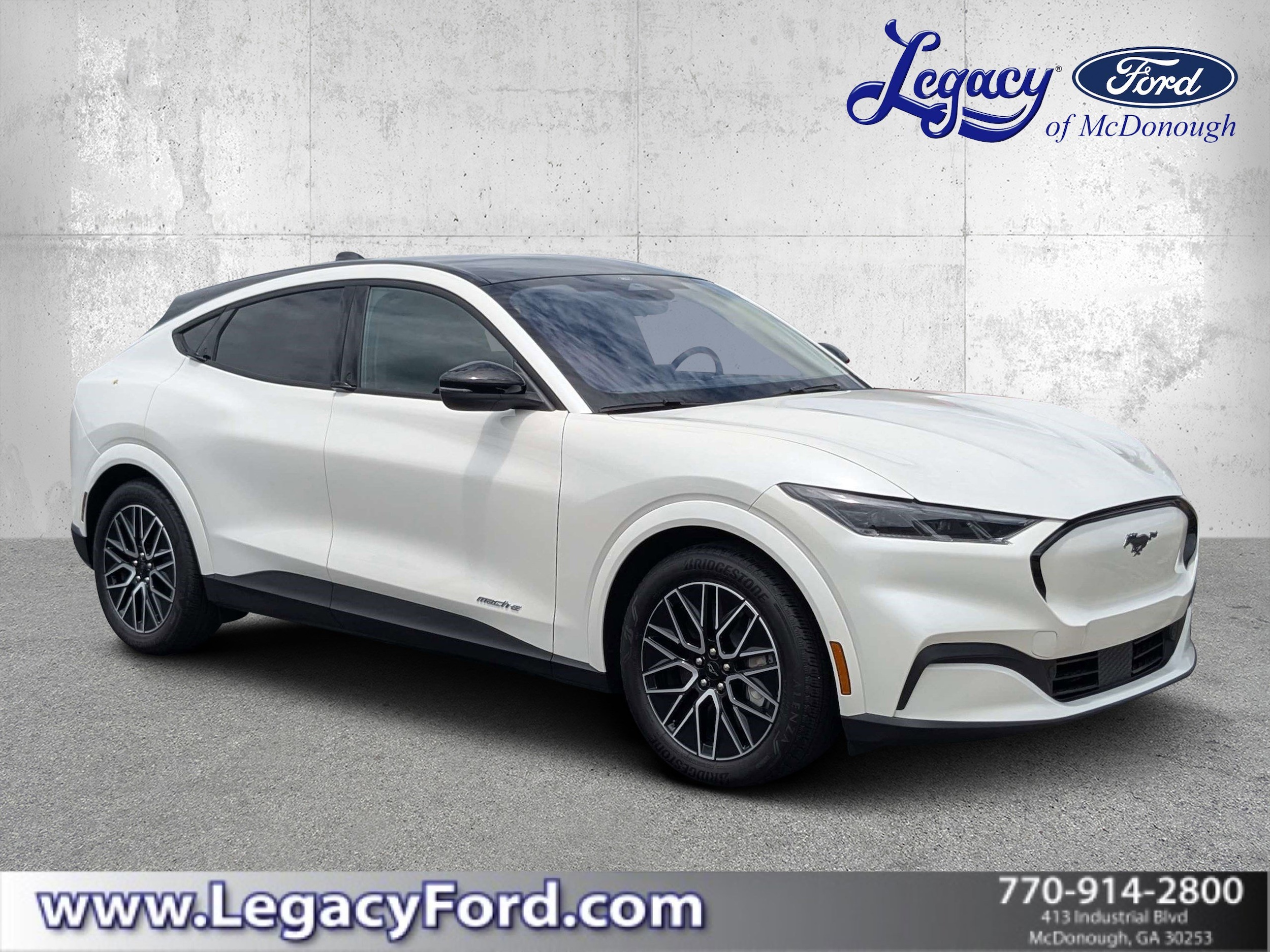2026 Ford Mustang-Mach-e Premium's photo