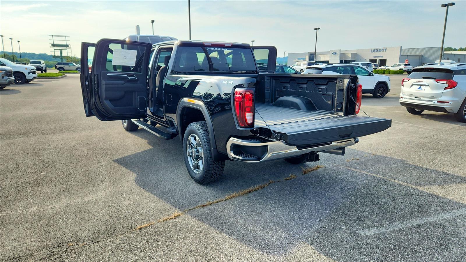 2026 GMC Sierra 2500HD SLE - Photo 11