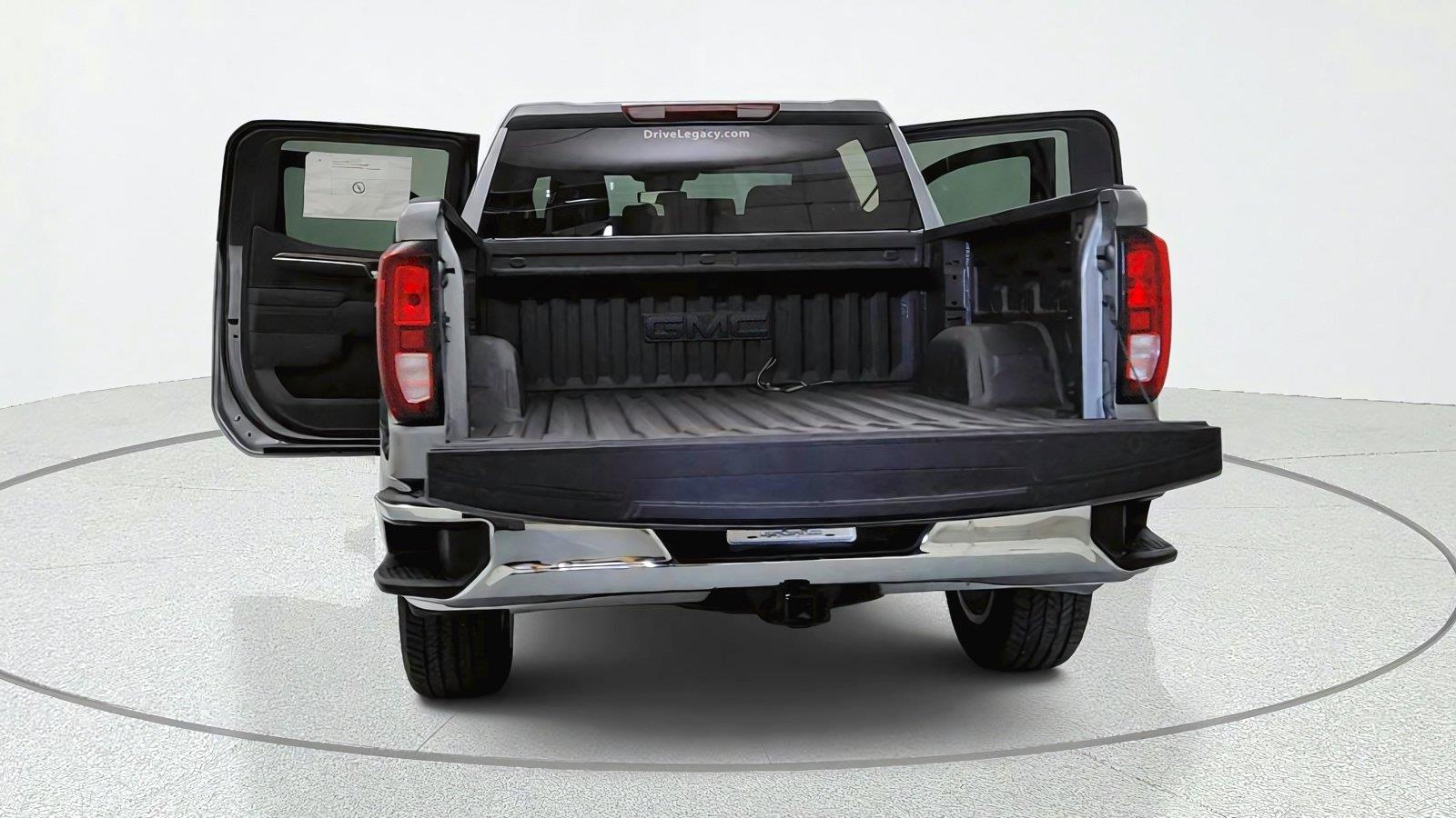 2026 GMC Sierra 1500 SLE - Photo 13