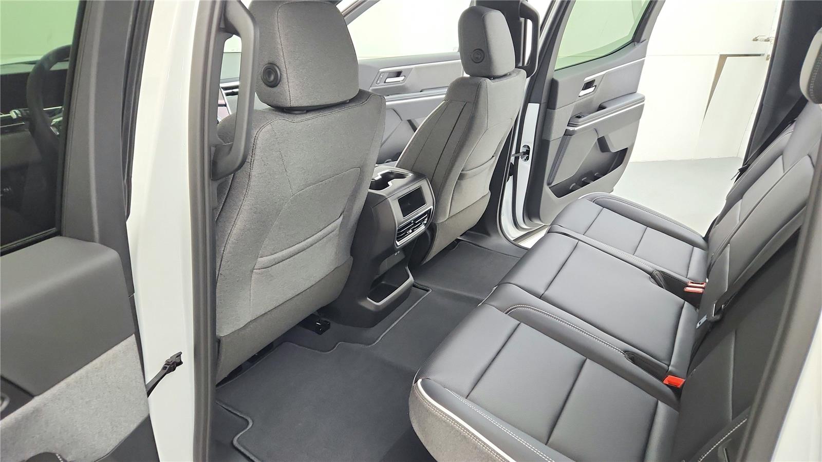 2026 GMC Sierra EV Elevation - Photo 25