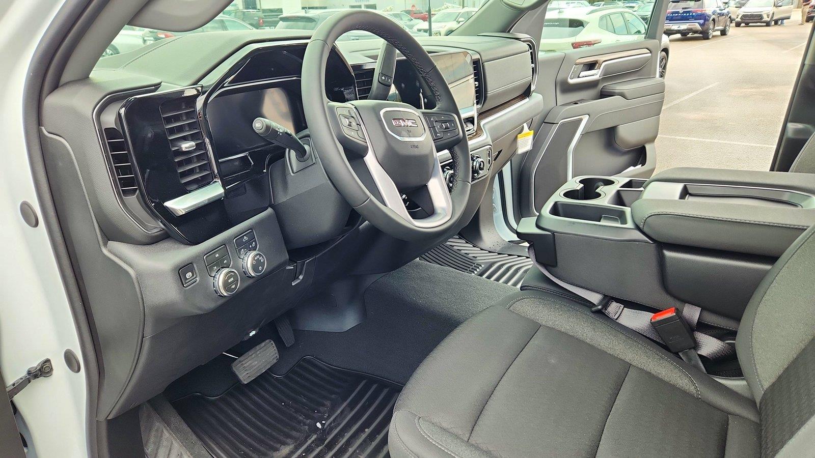2026 GMC Sierra 3500HD SLE - Photo 9