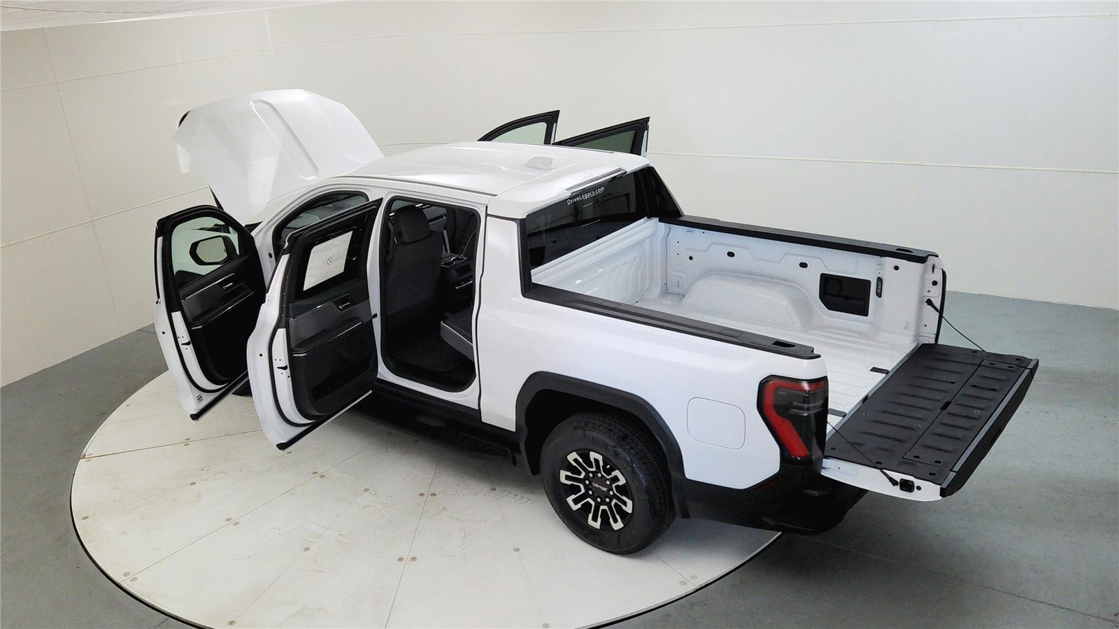 2026 GMC Sierra EV Elevation - Photo 16