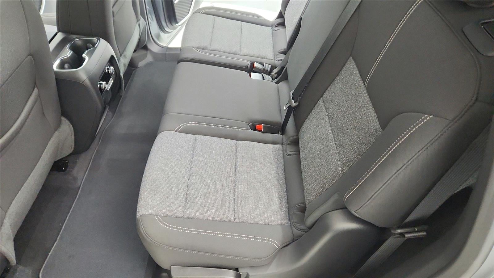 2026 GMC Acadia Elevation - Photo 26