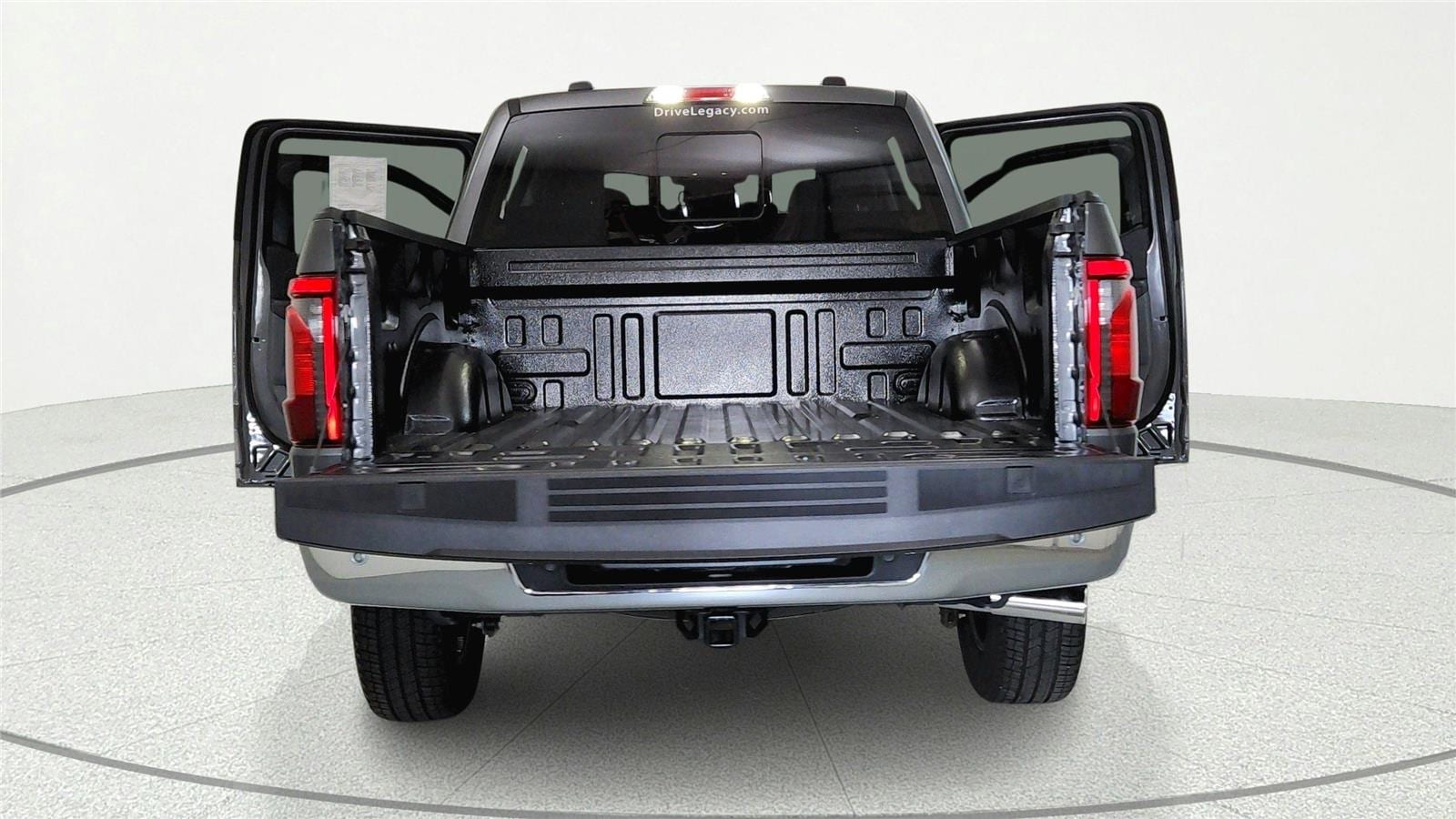 2024 Ford F-150 XLT - Photo 7