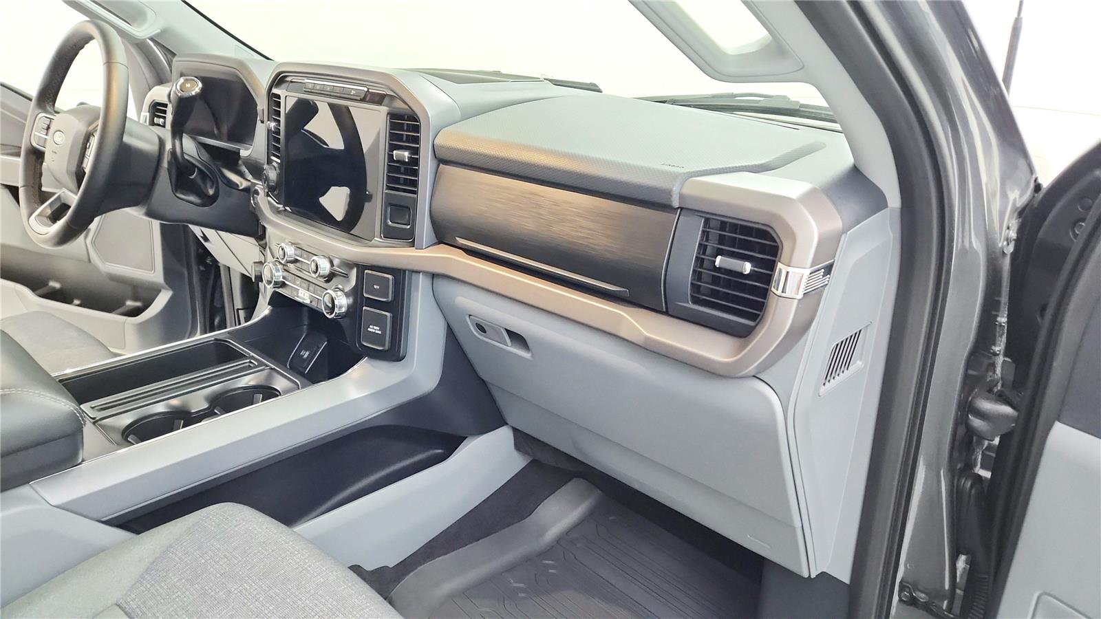 2024 Ford F-150 XLT - Photo 19
