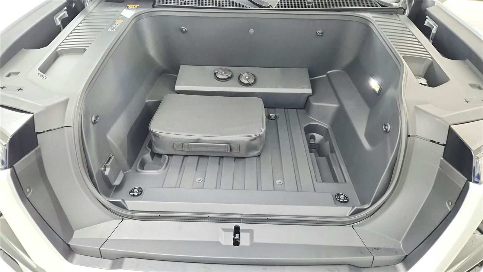 2026 GMC Sierra EV Elevation - Photo 18