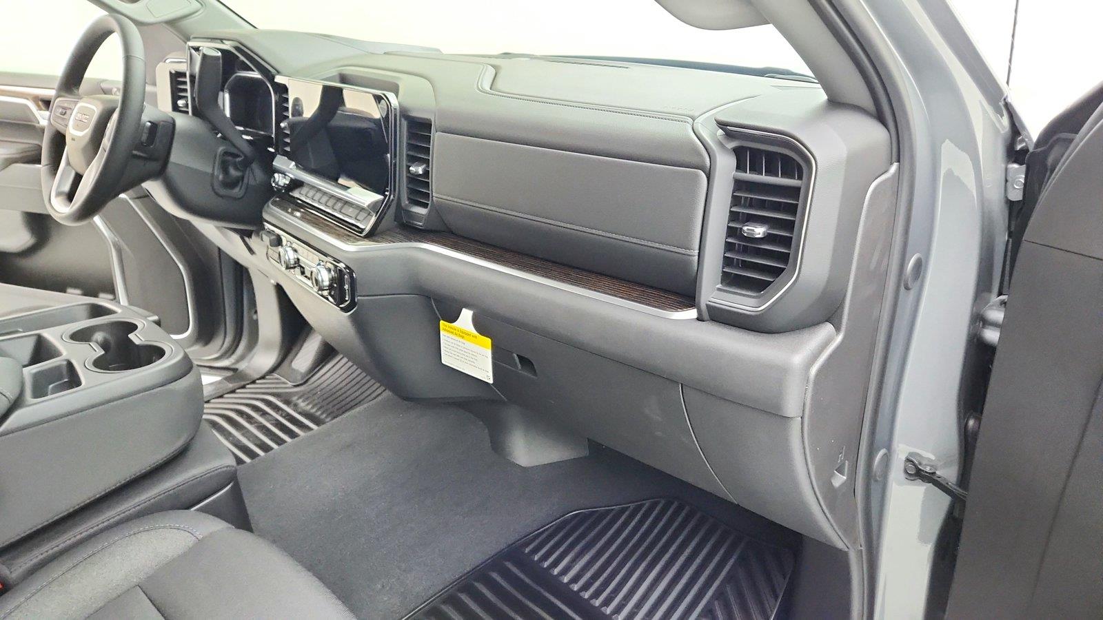 2026 GMC Sierra 1500 SLE - Photo 28