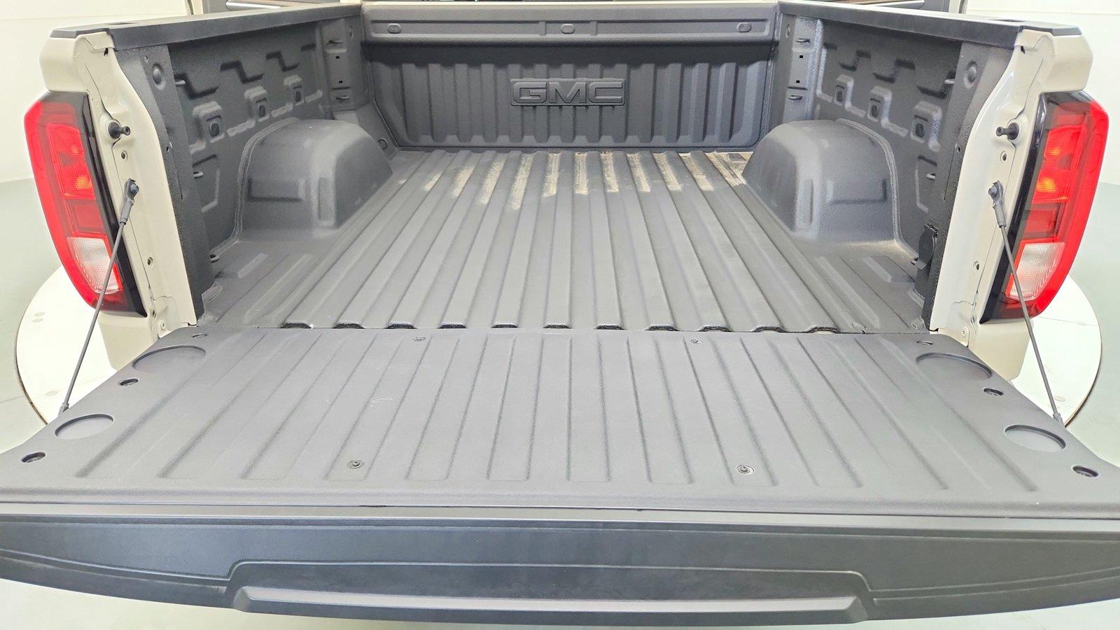 2026 GMC Sierra 1500 SLE - Photo 42