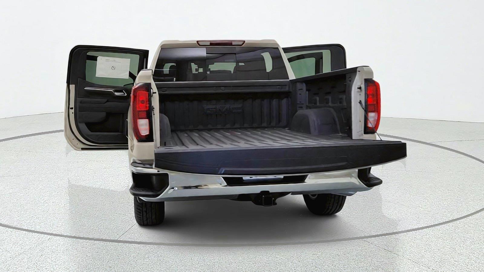 2026 GMC Sierra 1500 SLE - Photo 13