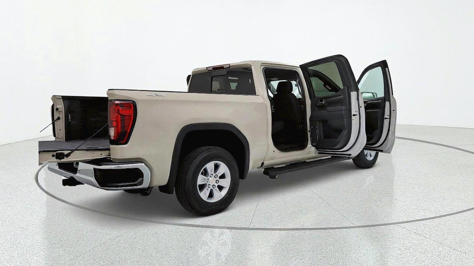 2026 GMC Sierra 1500 SLE - Photo 14