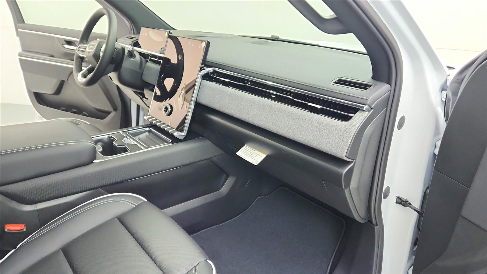 2026 GMC Sierra EV Elevation - Photo 35