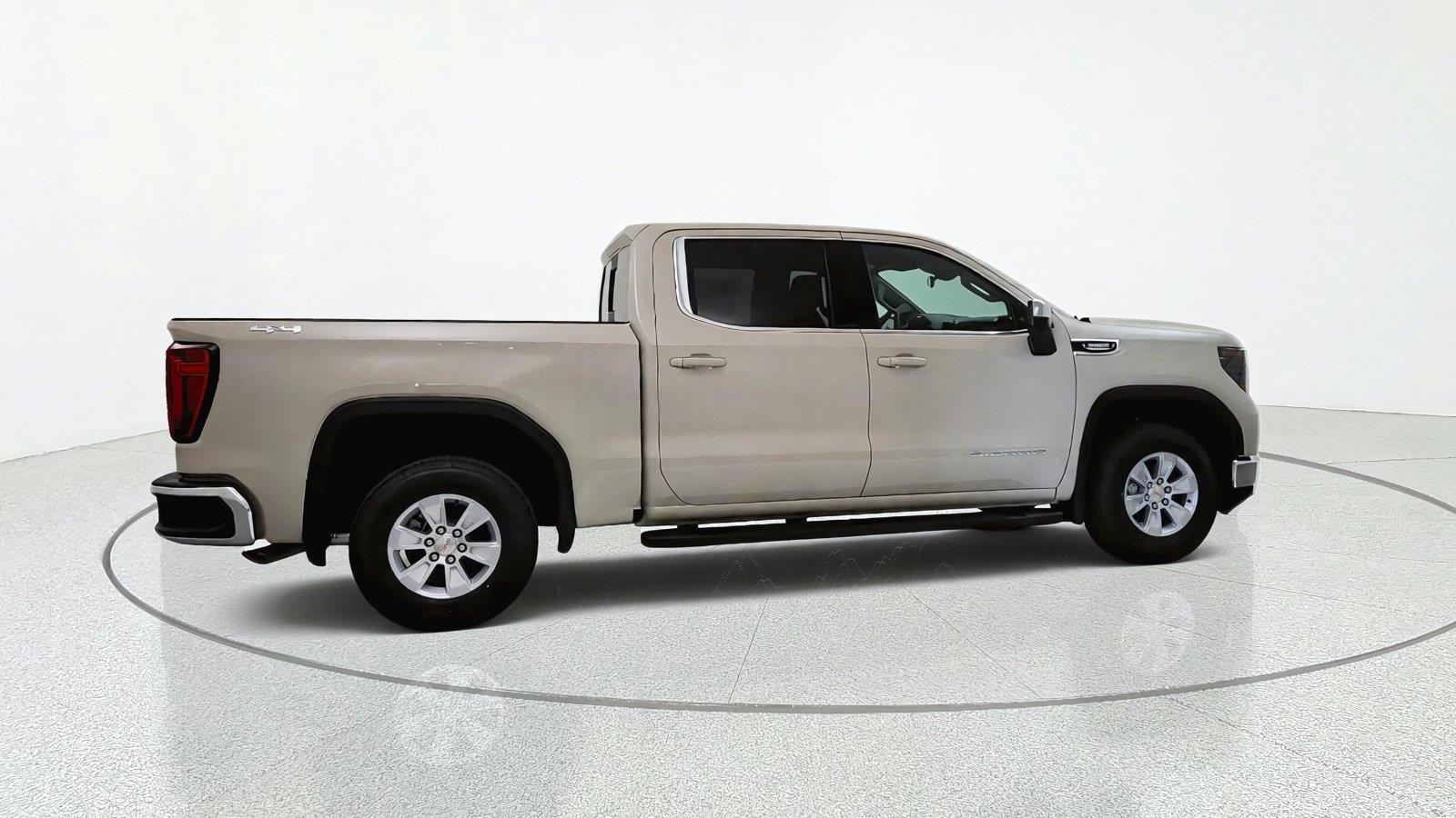 2026 GMC Sierra 1500 SLE - Photo 7