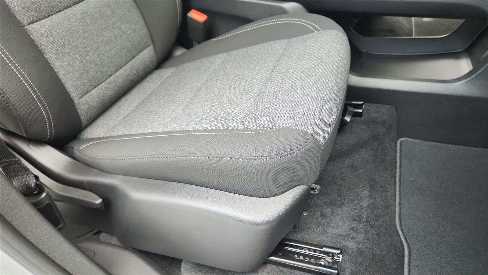 2026 GMC Acadia Elevation - Photo 33