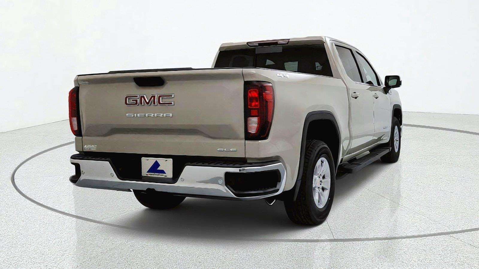 2026 GMC Sierra 1500 SLE - Photo 6