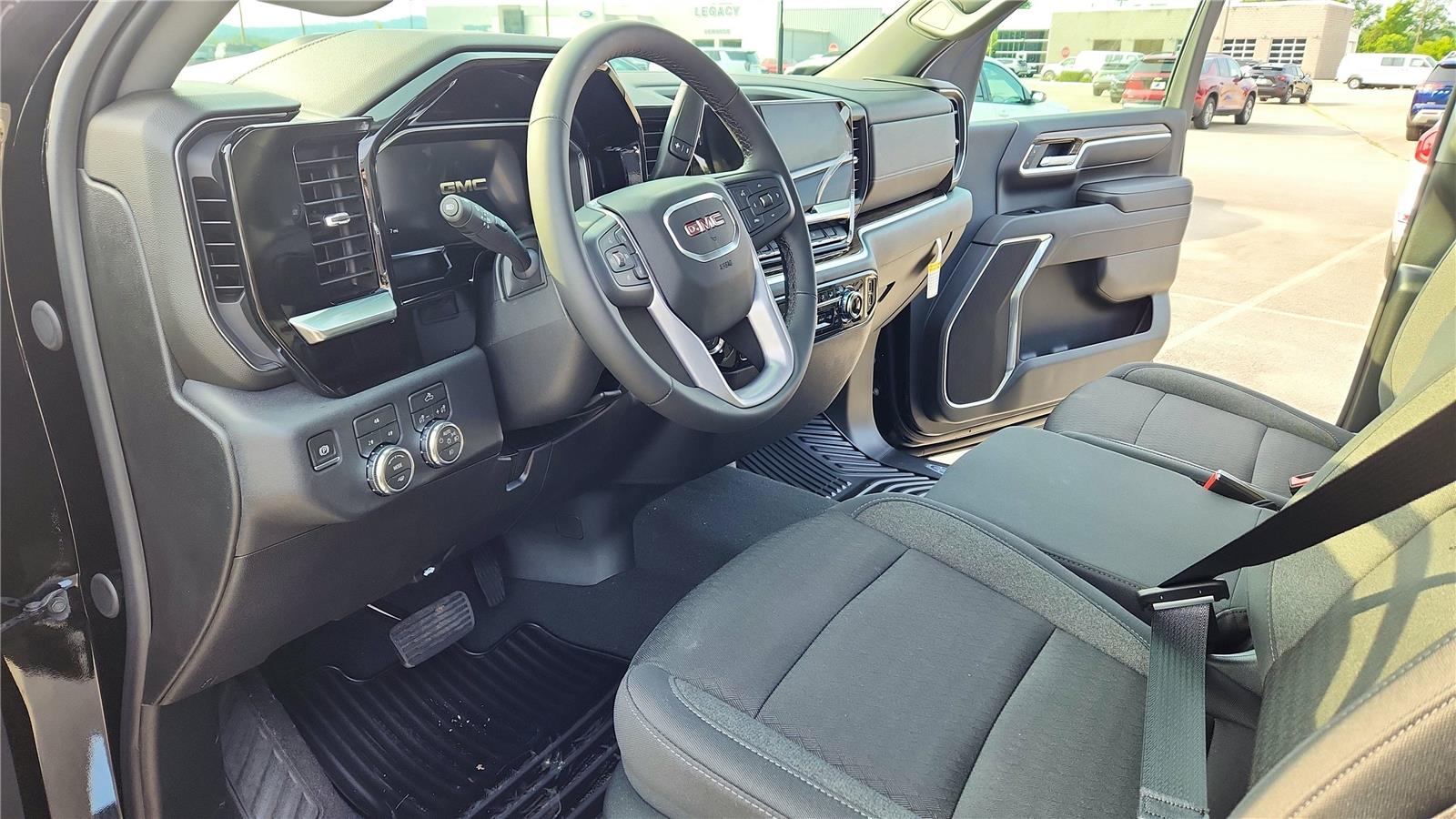 2026 GMC Sierra 2500HD SLE - Photo 14