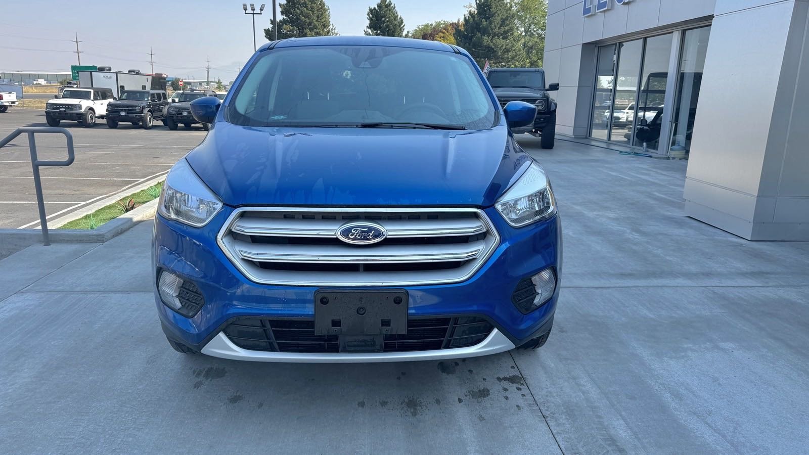 Used 2019 Ford Escape SE with VIN 1FMCU9GD7KUA55552 for sale in La Grande, OR