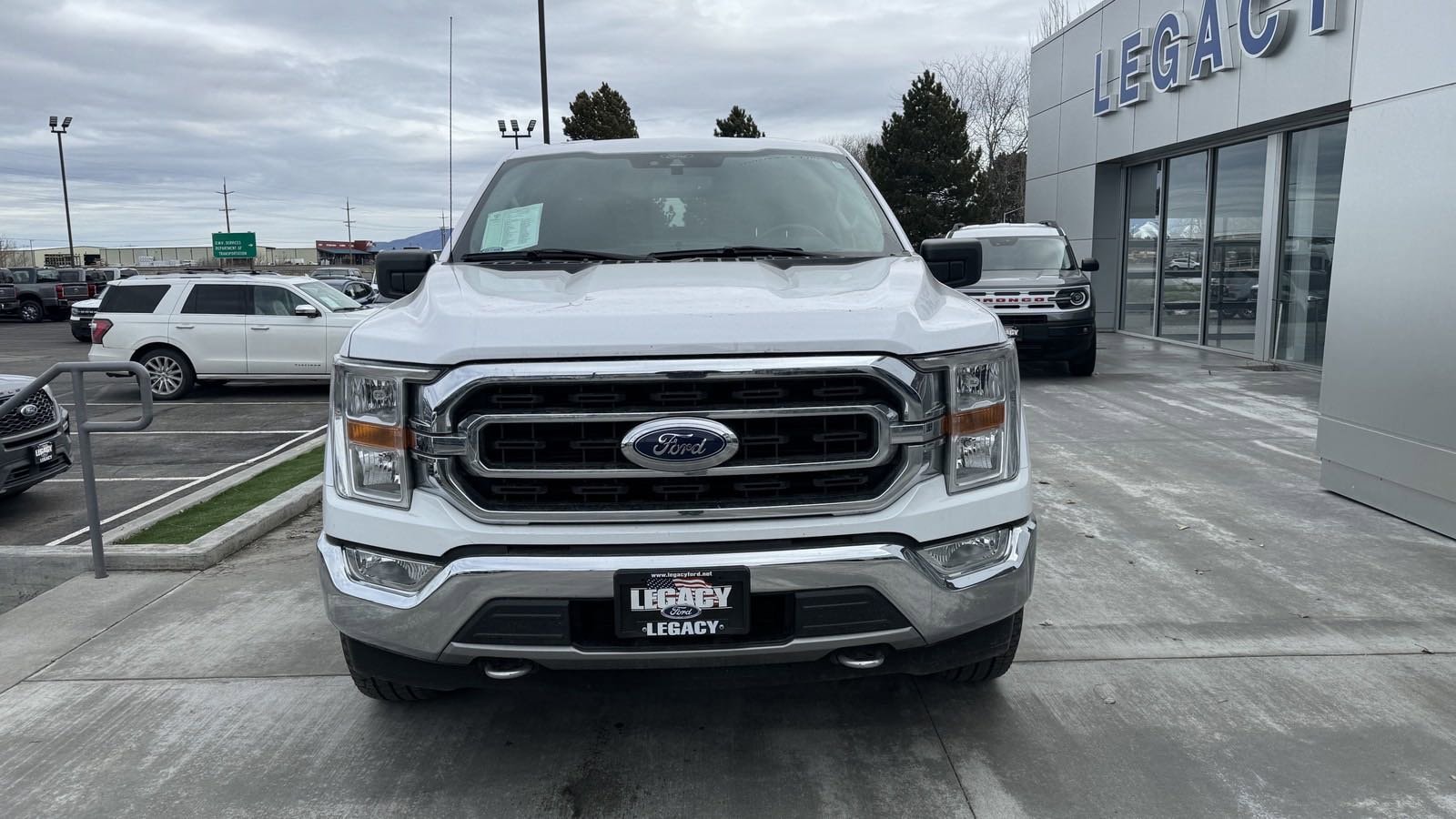 Used 2021 Ford F-150 XLT with VIN 1FTEW1EP4MKD23381 for sale in La Grande, OR