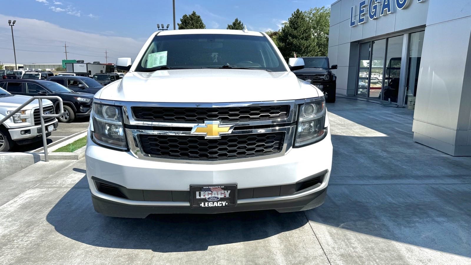 Used 2019 Chevrolet Tahoe LS with VIN 1GNSKAKC0KR369379 for sale in La Grande, OR