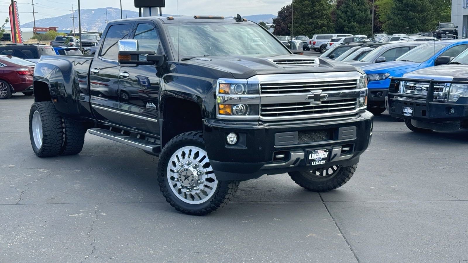 Used 2017 Chevrolet Silverado 3500HD High Country with VIN 1GC4K1EY3HF131223 for sale in La Grande, OR