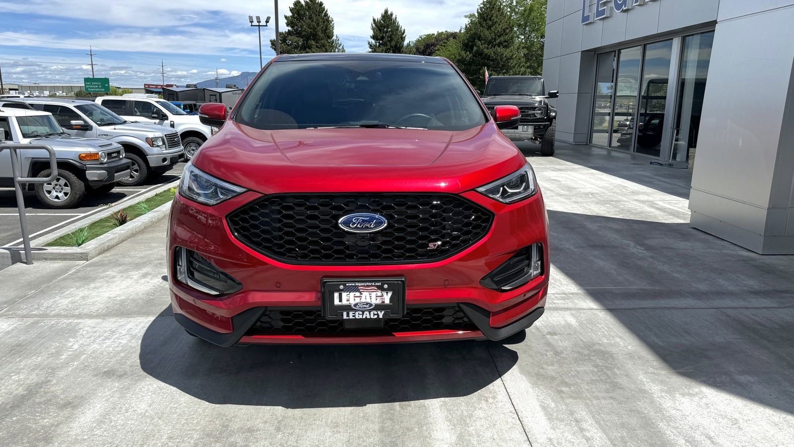 Used 2024 Ford Edge ST with VIN 2FMPK4AP3RBA23324 for sale in La Grande, OR