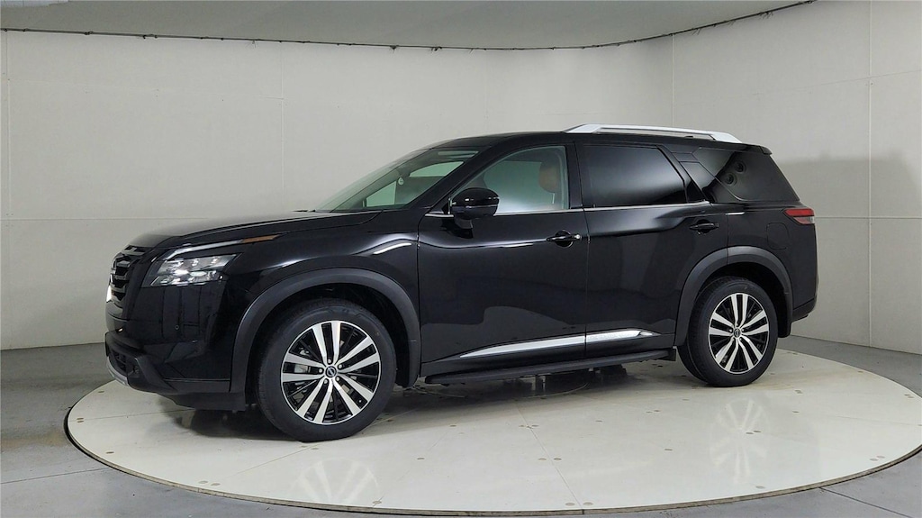 New 2025 Nissan Pathfinder Platinum SUV