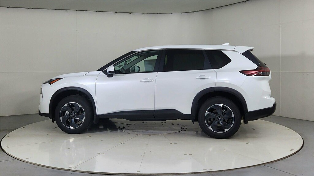 New 2026 Nissan Rogue SV SUV