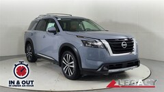 2025 Nissan Pathfinder Platinum SUV