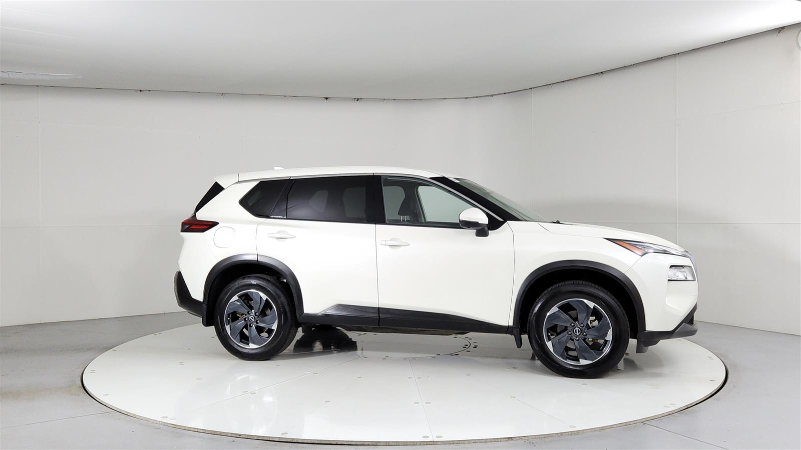 Certified 2021 Nissan Rogue SV with VIN JN8AT3BB0MW221908 for sale in London, KY