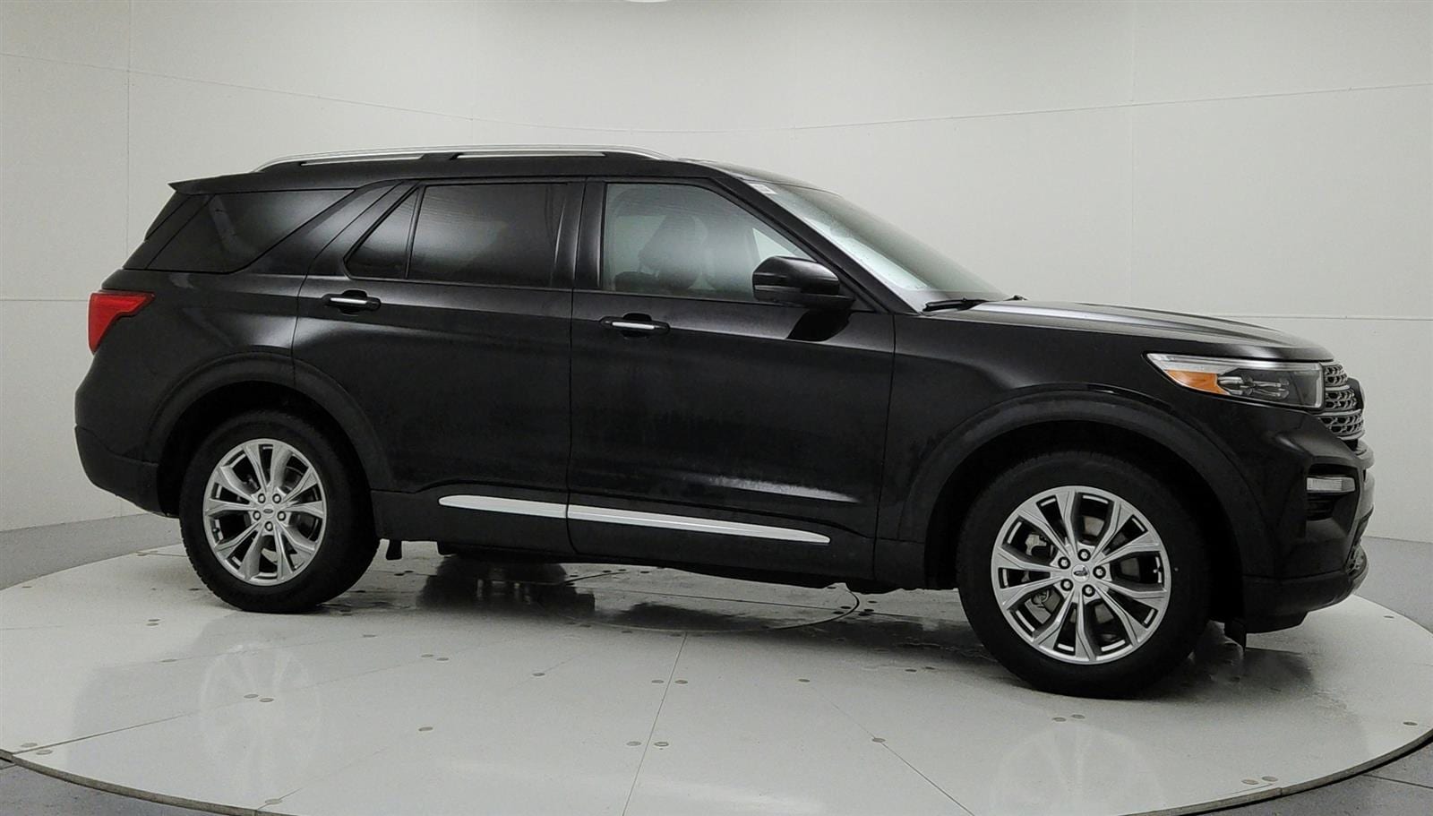 Used 2021 Ford Explorer Limited with VIN 1FMSK8FH7MGB36052 for sale in London, KY