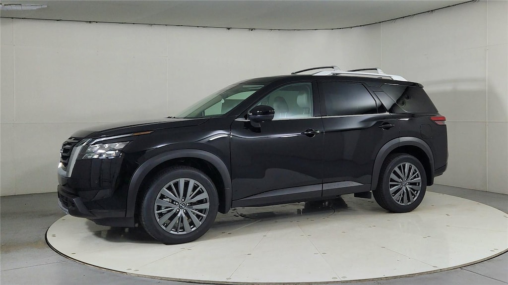 New 2025 Nissan Pathfinder SL SUV