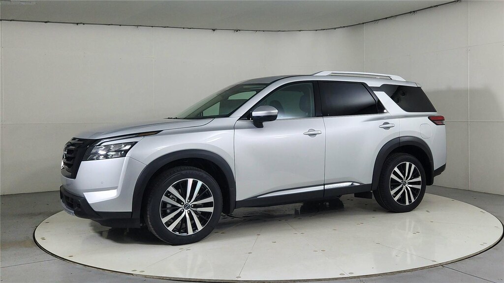 New 2025 Nissan Pathfinder Platinum SUV