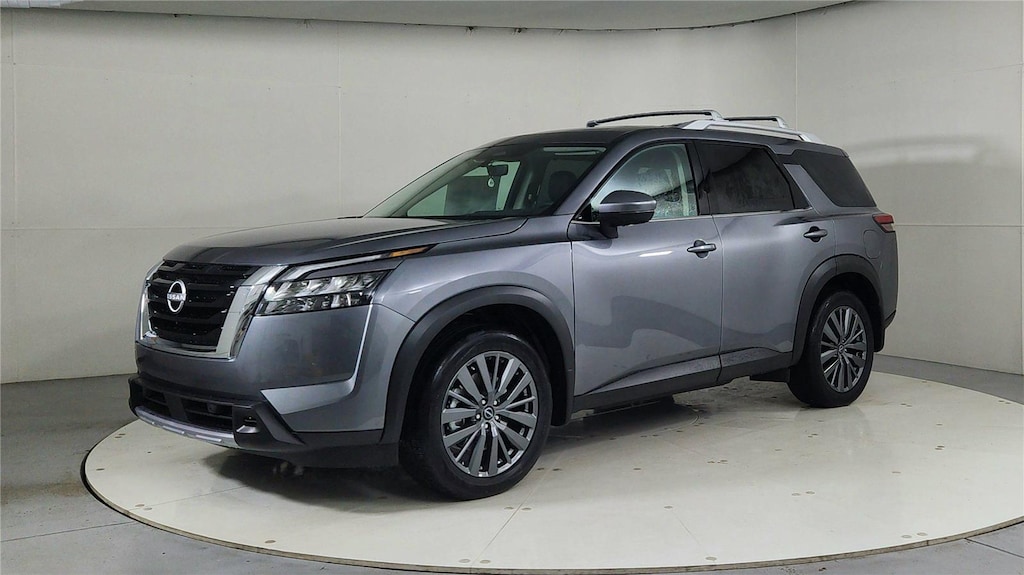 New 2025 Nissan Pathfinder SL SUV