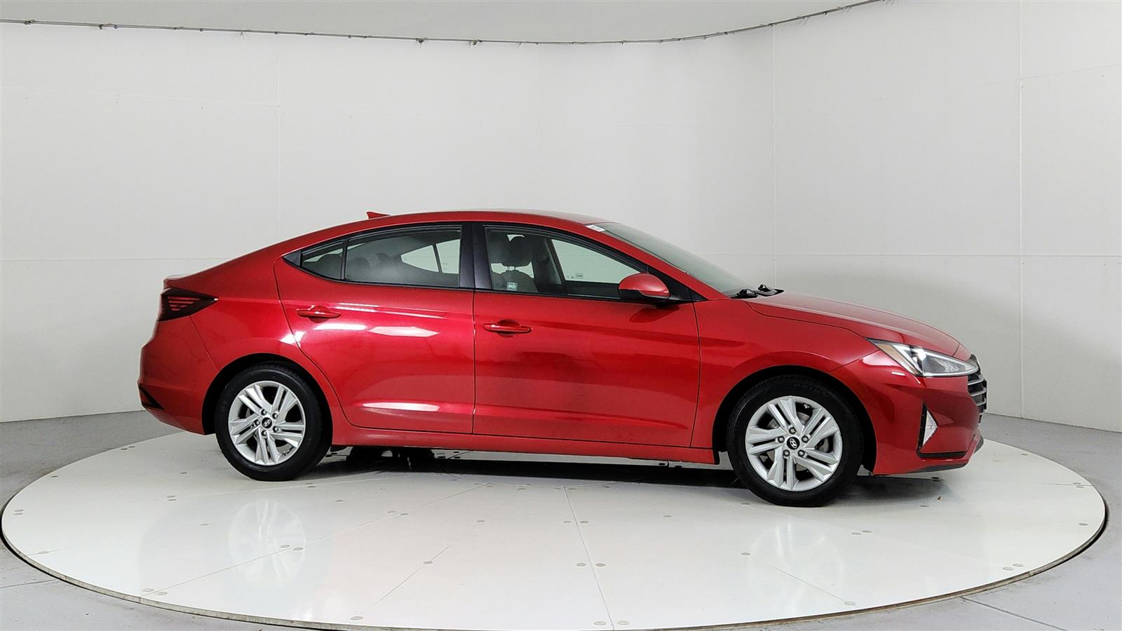 Used 2020 Hyundai Elantra SEL with VIN 5NPD84LF8LH583443 for sale in London, KY