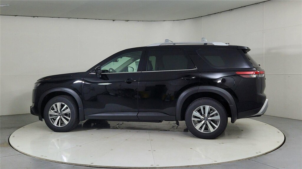 New 2025 Nissan Pathfinder SL SUV