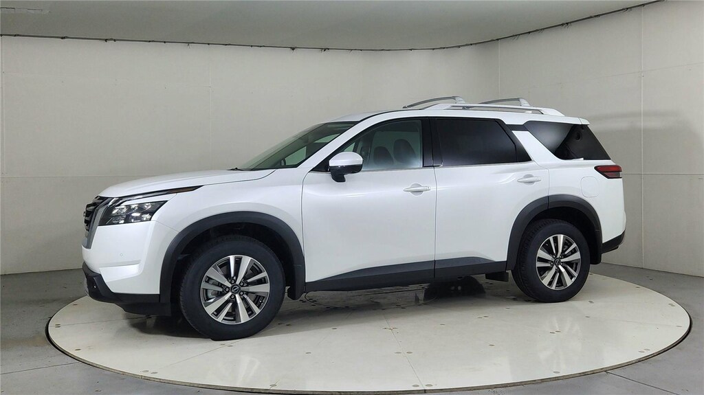 New 2025 Nissan Pathfinder SL SUV