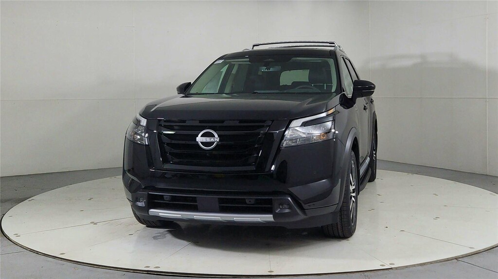 New 2025 Nissan Pathfinder Platinum SUV