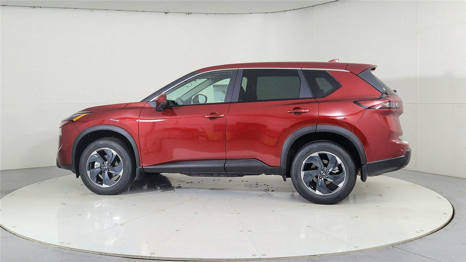 2026 Nissan Rogue SV photo 2