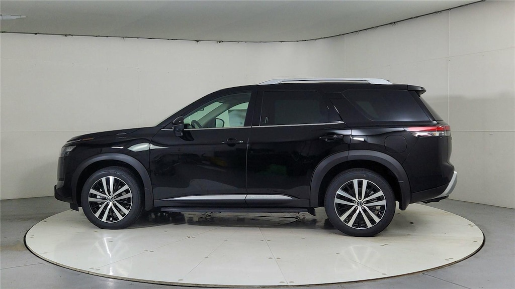 New 2025 Nissan Pathfinder Platinum SUV