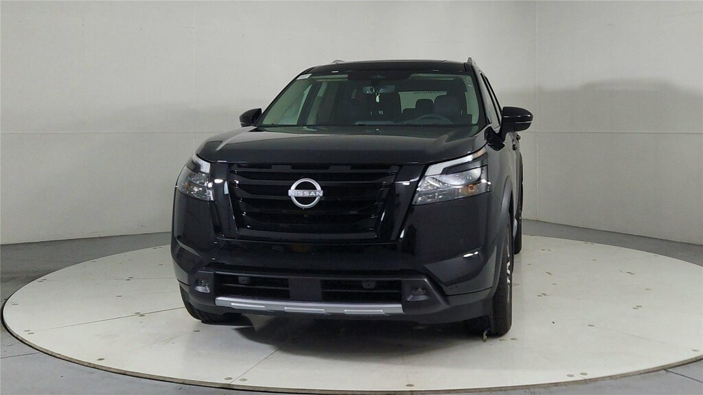 New 2025 Nissan Pathfinder Platinum SUV