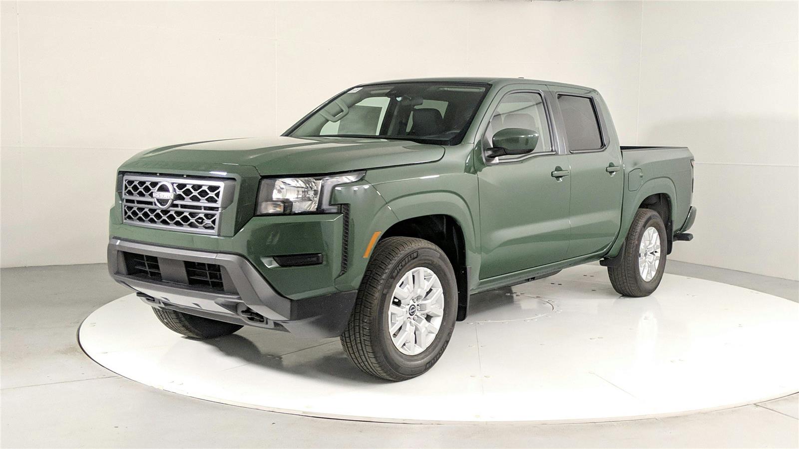 2023 Nissan Frontier SV photo 4