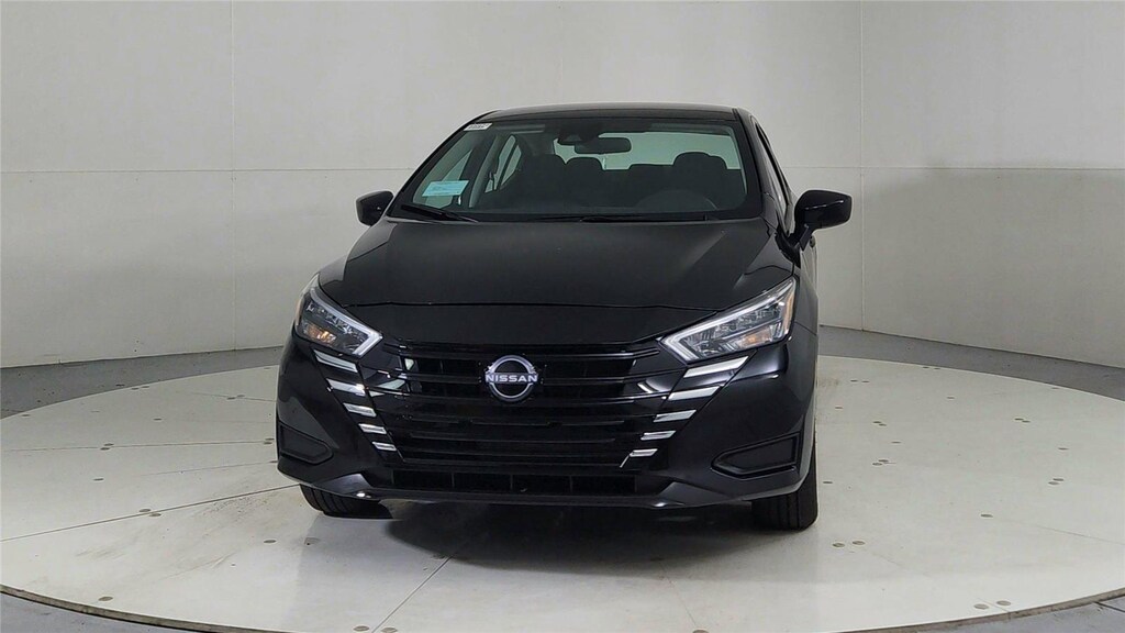 New 2025 Nissan Versa SV Sedan