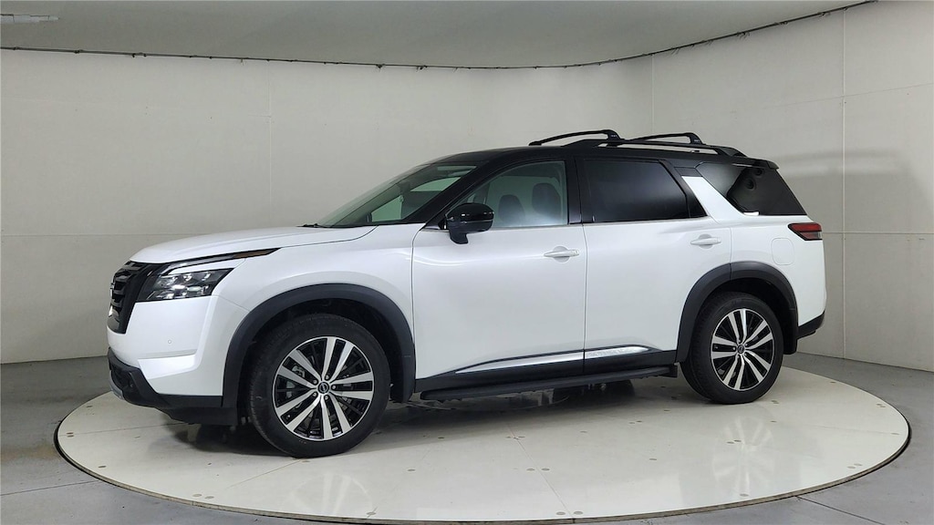 New 2025 Nissan Pathfinder Platinum SUV