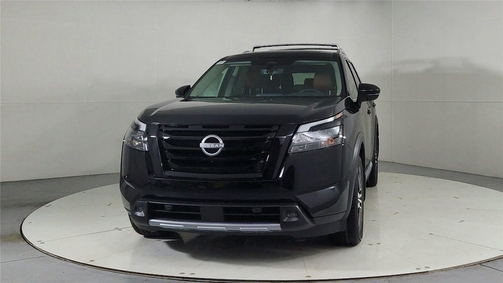 New 2025 Nissan Pathfinder Platinum SUV